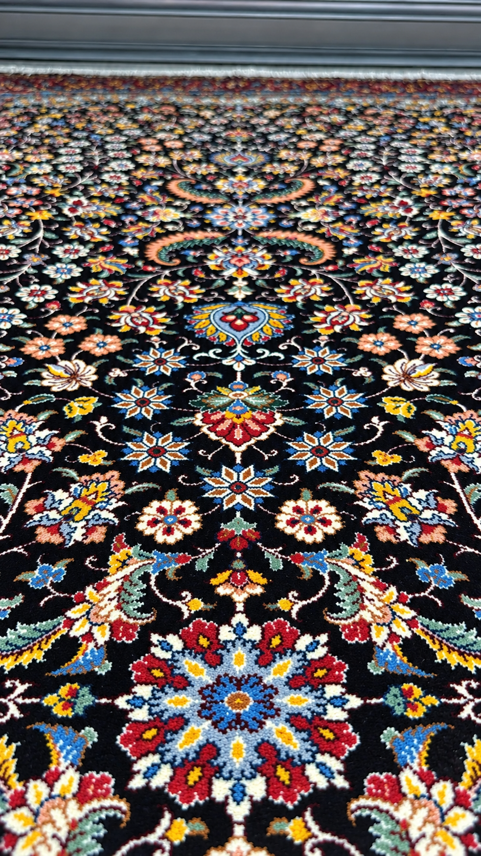 İthal İpek Halı Siyah-Çok Renkli 200 x 300 El Dokuma