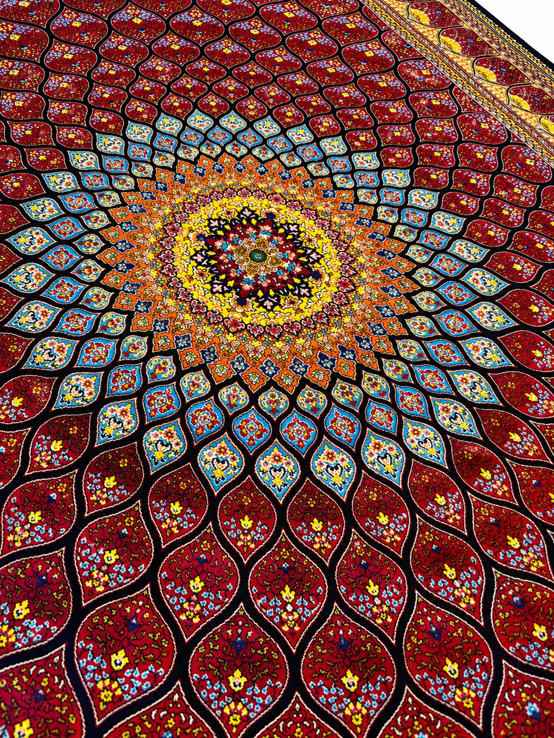 İthal İpek Halı Siyah-Bordo 120 x 180 El Dokuma