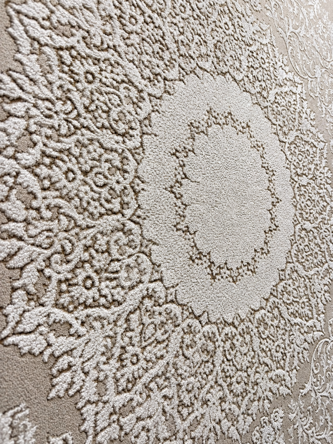 Klasik Desenli Kabartmalı Salon Halısı Krem-Bej 200 × 290 cm