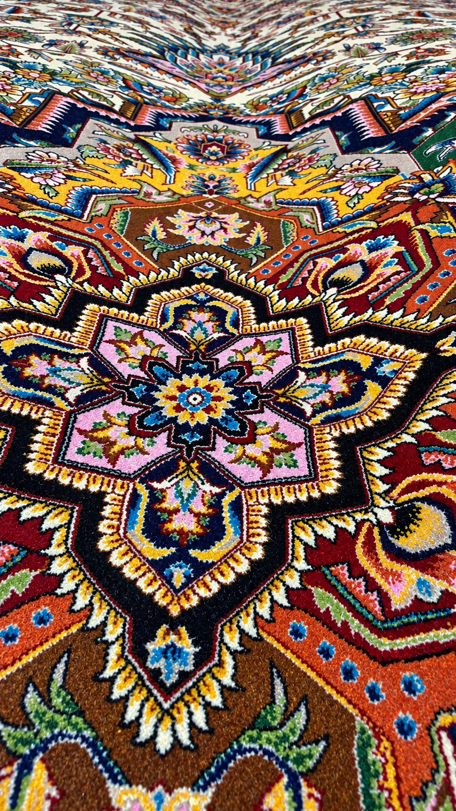 İthal İpek Halı Bej-Krem 200 x 300 El Dokuma
